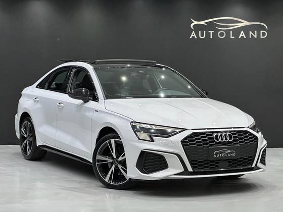 AUDI A3 2.0 40 TFSI MHEV SEDAN PERFORMANCE BLACK S-TRONIC AUDI A3 2.0 40 TFSI MHEV SEDAN PERFORMANCE BLACK S-TRONIC